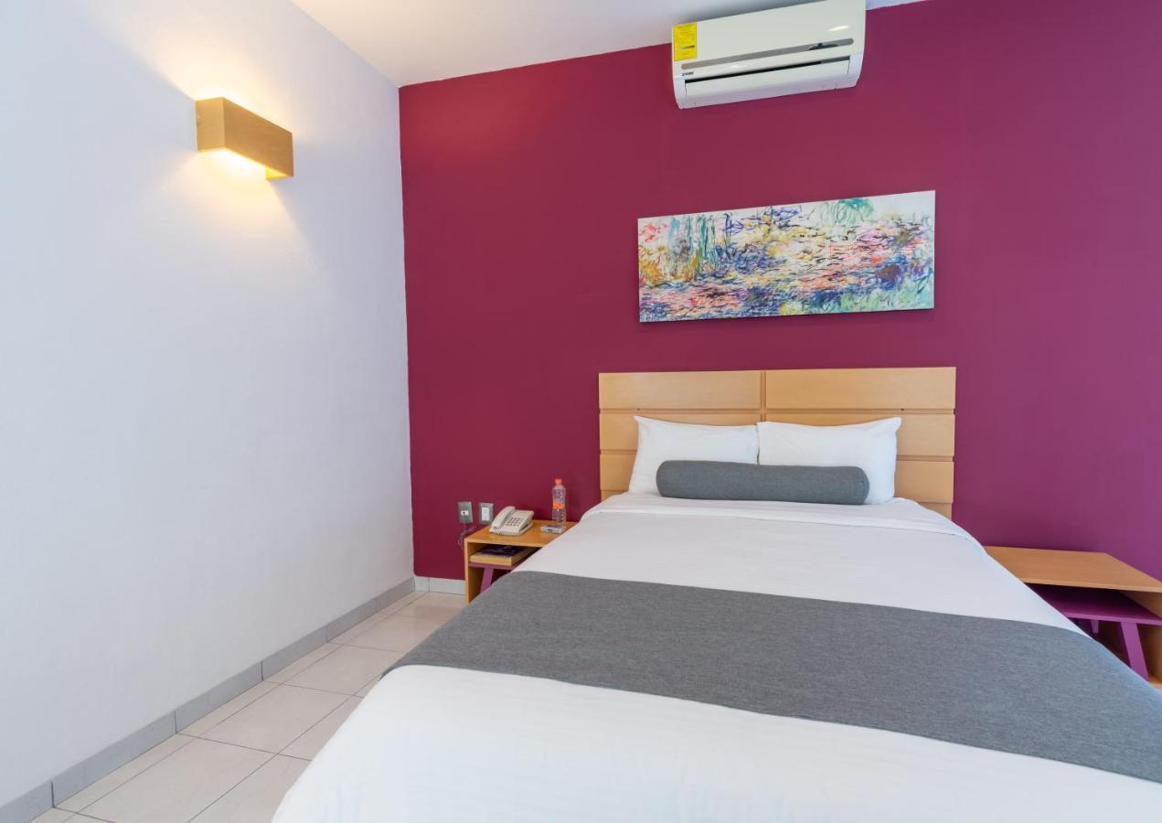 Hotel Mexico Inn Express سالامانكا المظهر الخارجي الصورة